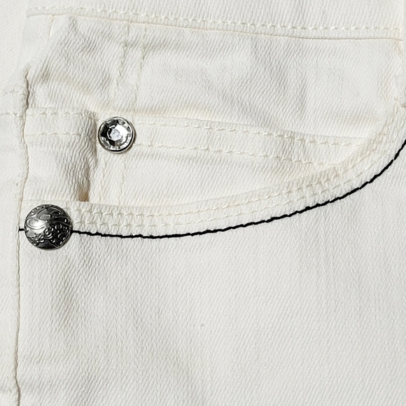 Style & Co. Premium Capris Jeans Soft White Embroidered & Rhinestones (14) - Picture 5 of 11